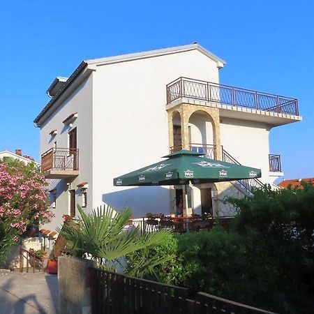 Apartments Kamelija Malinska Zewnętrze zdjęcie