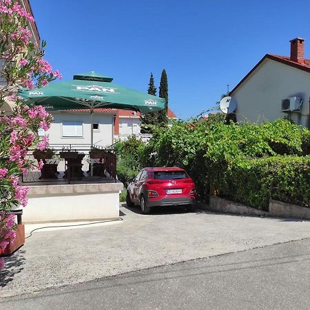 Apartments Kamelija Malinska Zewnętrze zdjęcie
