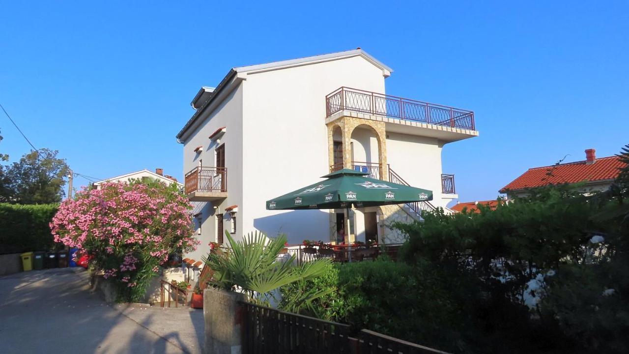 Apartments Kamelija Malinska Zewnętrze zdjęcie