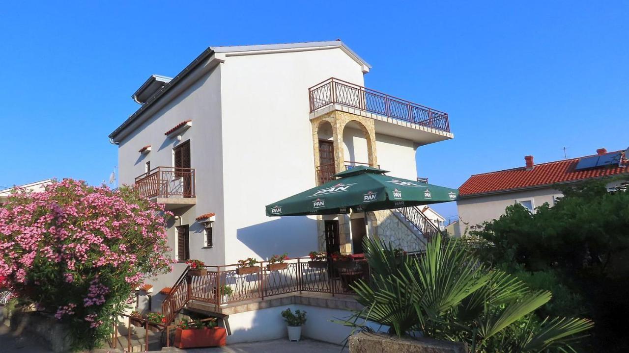 Apartments Kamelija Malinska Zewnętrze zdjęcie