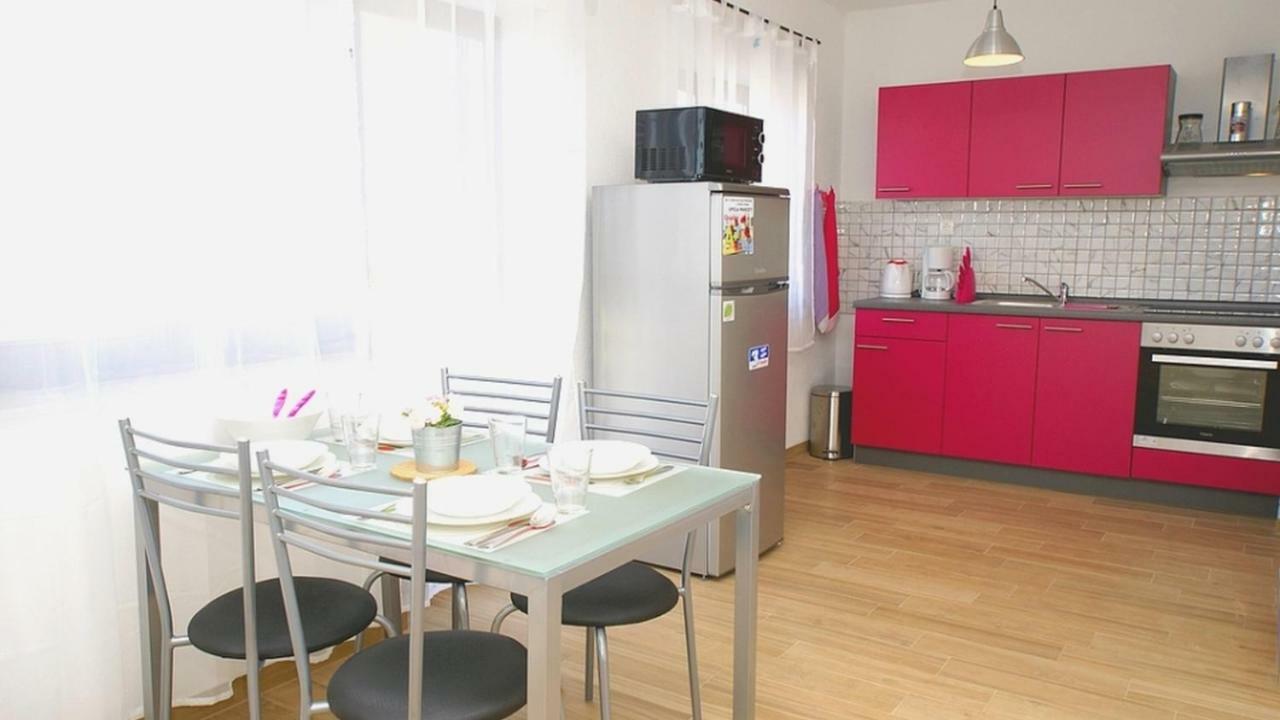 Apartments Kamelija Malinska Zewnętrze zdjęcie