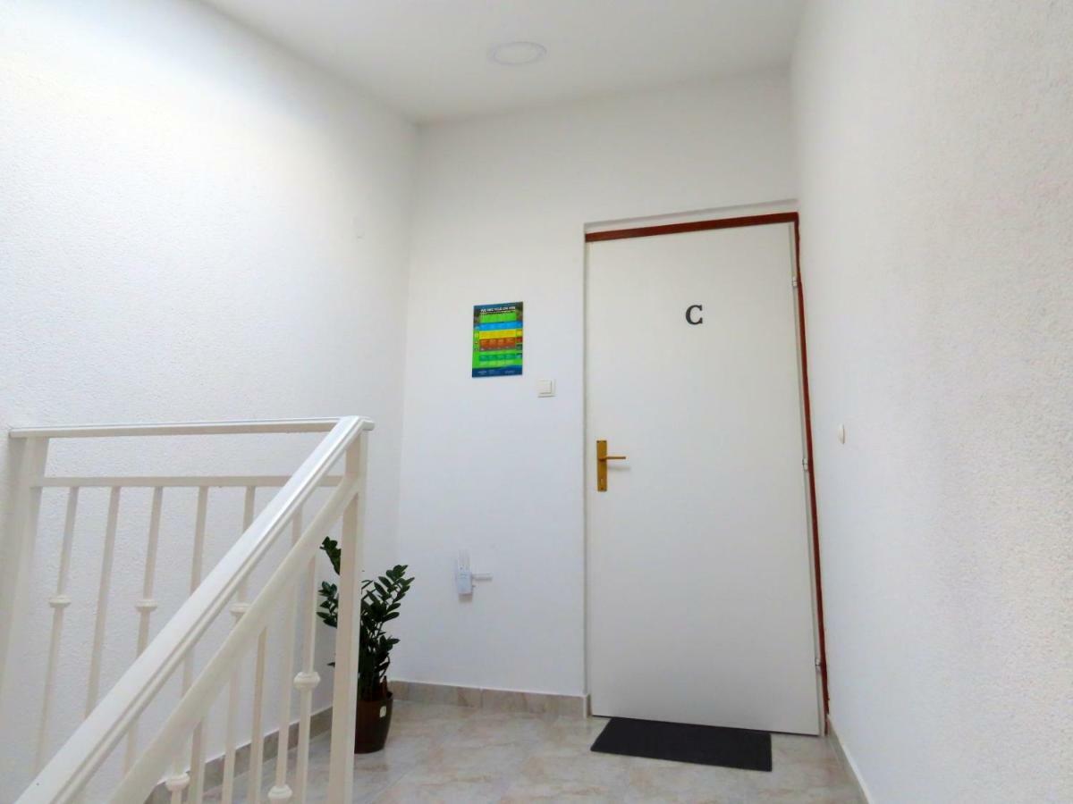 Apartments Kamelija Malinska Zewnętrze zdjęcie