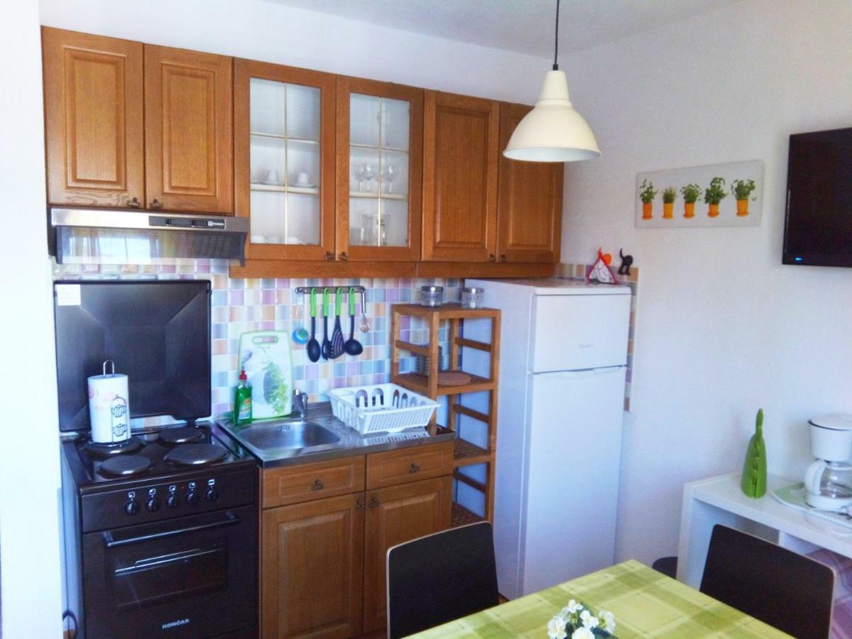 Apartments Kamelija Malinska Zewnętrze zdjęcie